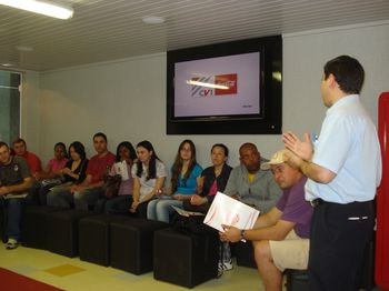 Alunos(as) de Administração e Ciências Contábeis realizam visita de estudo a CVI Refrigerantes Alunos(as) de Administração e Ciências Contábeis realizam visita de estudo a CVI Refrigerantes