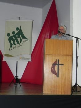 Amor e experiência são assuntos da Aula Magna da Escola para Adultos Amor e experiência são assuntos da Aula Magna da Escola para Adultos