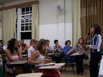 Cátedra de Gênero da FAMES promove palestra pelo Dia Internacional da Mulher Cátedra de Gênero da FAMES promove palestra pelo Dia Internacional da Mulher