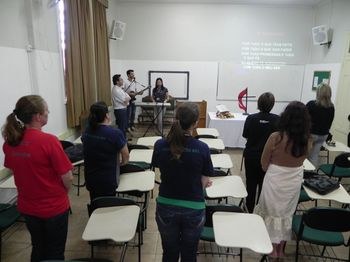Comunidade do IMC dá Graças ao Senhor em Culto Comunidade do IMC dá Graças ao Senhor em Culto