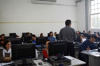 Curso de Ciências Contábeis realiza oficina de declaração de Imposto de Renda Curso de Ciências Contábeis realiza oficina de declaração de Imposto de Renda
