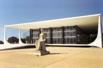 Curso de Direito da FAMES promove viagem de estudos a Brasília Curso de Direito da FAMES promove viagem de estudos a Brasília