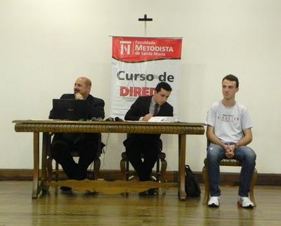 Curso de Direito da FAMES realiza júri simulado Curso de Direito da FAMES realiza júri simulado