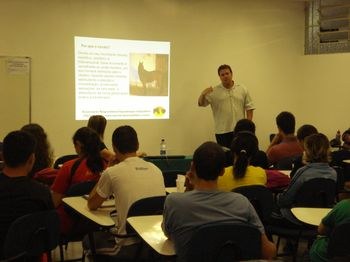 Curso de Educação Física dá início ao I Ciclo de Palestras com alunos(as) egressos(as) Curso de Educação Física dá início ao I Ciclo de Palestras com alunos(as) egressos(as)