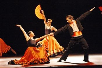 FAMES e Centenário conquistam sete prêmios no 14º Santa Maria em Dança FAMES e Centenário conquistam sete prêmios no 14º Santa Maria em Dança