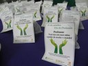 Homenagens para colaboradores e professores