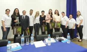 Mesa redonda discutiu a atuação e futuro da profissão contador Mesa redonda discutiu a atuação e futuro da profissão contador