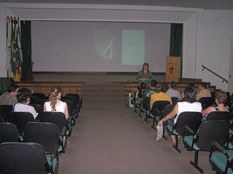 Professores(as) e funcionários(as) do IMC participam de palestra sobre a Ouvidoria Professores(as) e funcionários(as) do IMC participam de palestra sobre a Ouvidoria