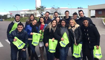 Estudantes de Administração do IPA visitam a empresa Tramontina