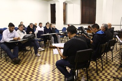 Fim de Tarde com Música hoje (28/09) no Auditório CDL