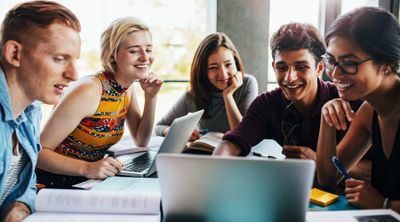 Confira 10 dos melhores idiomas para aprender para negócios